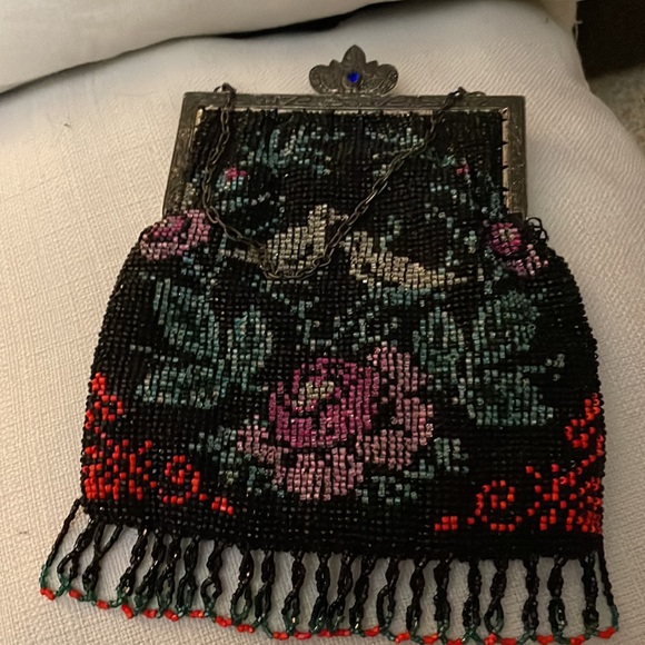 Beaded Bag - Picture 8 of 9